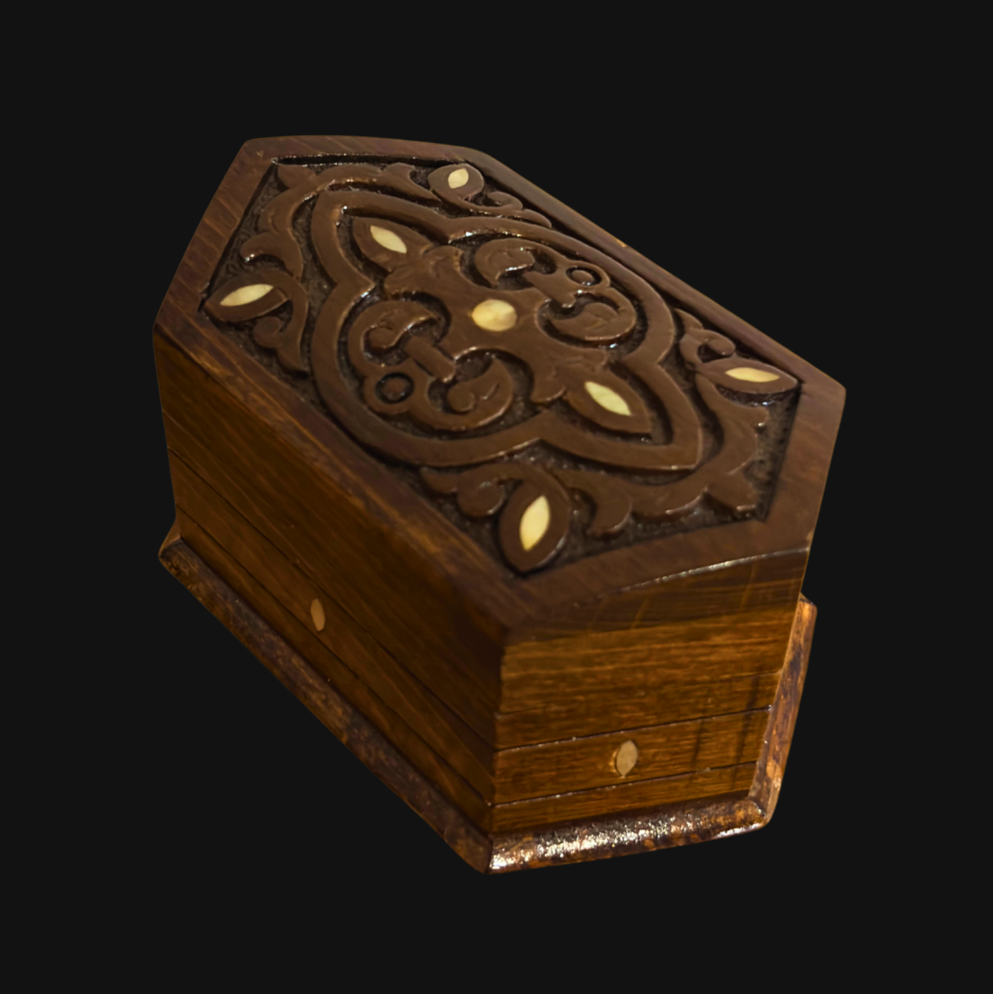 Handgesneden Beukenhouten Doos – Parelmoer & Fluwelen Binnenkant, Tijdloos Oosters Design