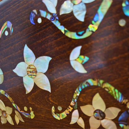 Sham – Bolso Damasquino de Lujo con Nácar Floral y Forro de Brocado