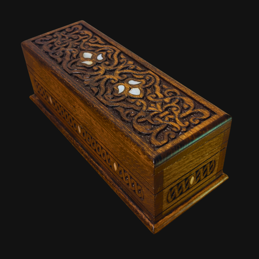 Handgesneden Luxe Doos uit Damascus – Parelmoer & Fluweel