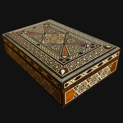 Damasceńska Szkatułka Vintage 1970 – Sztuka z Masą Perłową