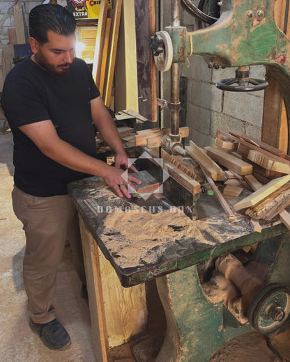 Caixa de Joias Damasquina – Feita à Mão com Madrepérola em Tom Terracota